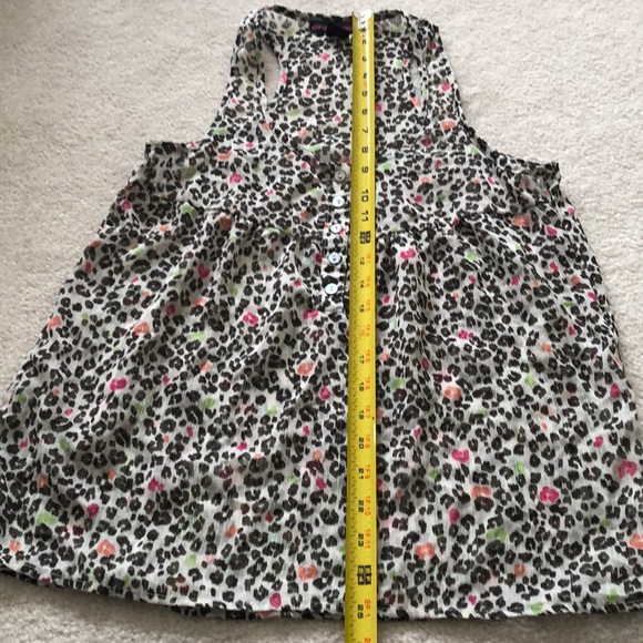 Pick 3 for $9 bundle!!! Material Girl Top - Picture 3 of 5